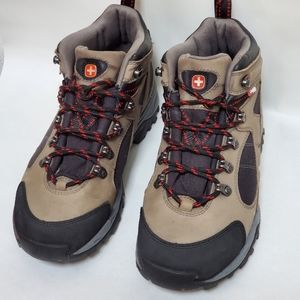 quality hiking shoes